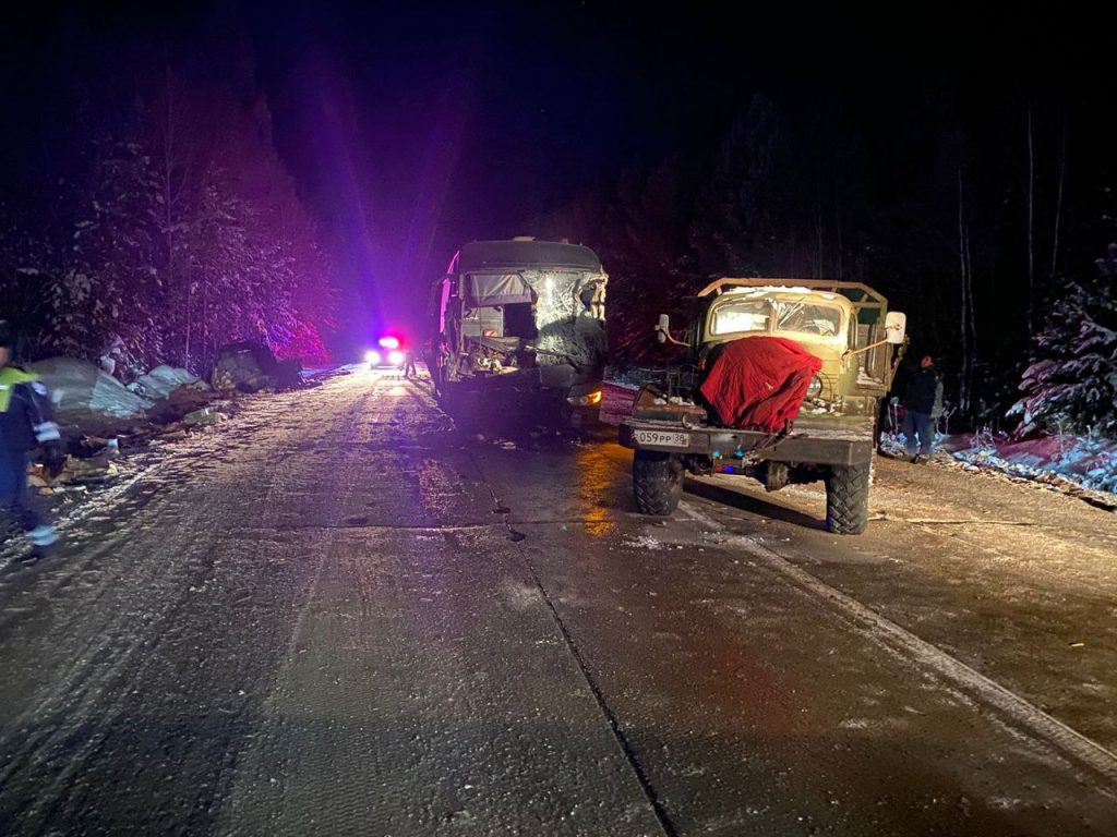 Два человека погибли в ДТП на трассе в Братском районе