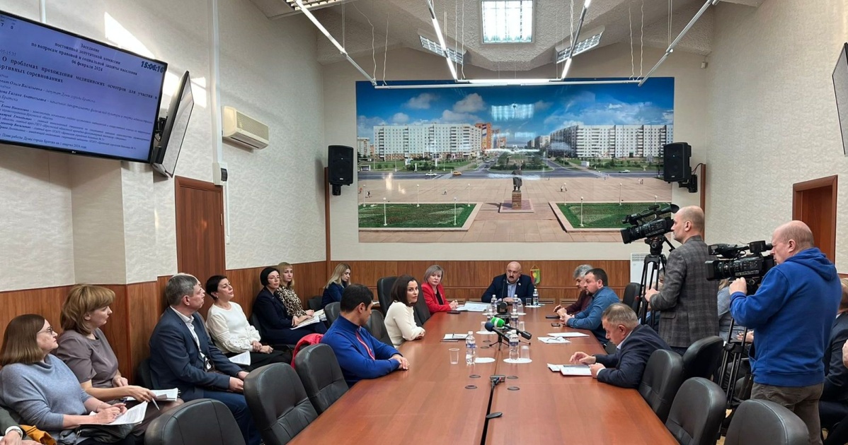 Deputaty Dumy Bratska Poprosyat Minsporta Oblasti Uvelichit Kvoty Na Medosmotry Sportsmenov