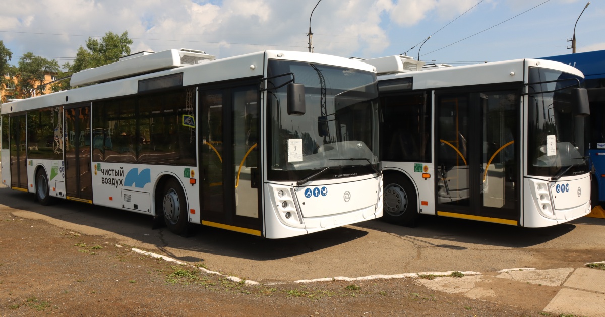 Еще 5 современных низкопольных троллейбусов "Горожанин" прибыли в Братск
