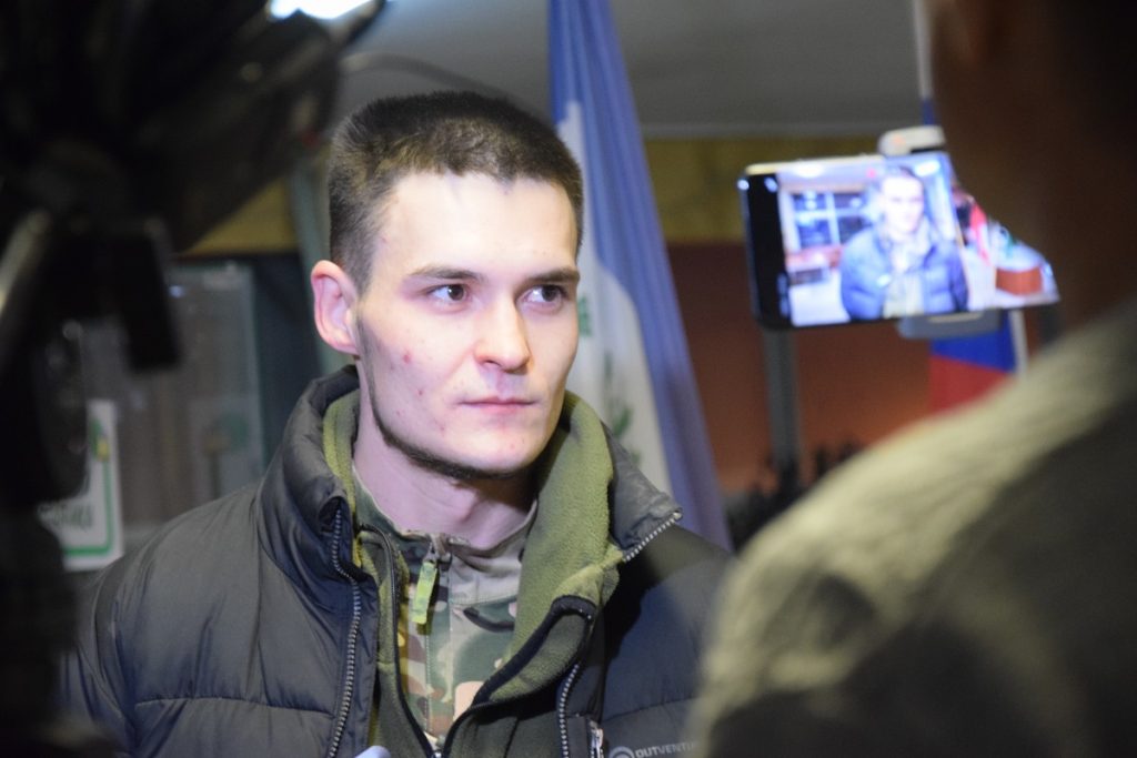 Еще одна группа добровольцев из Братска отправилась сегодня в зону СВО