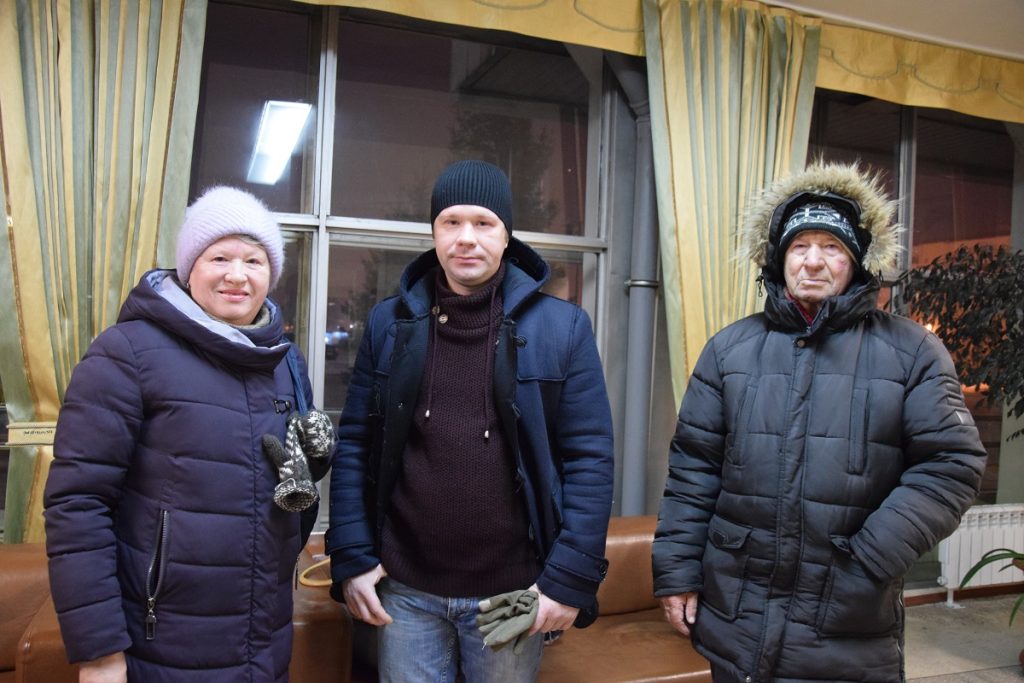 Еще одна группа добровольцев из Братска отправилась сегодня в зону СВО