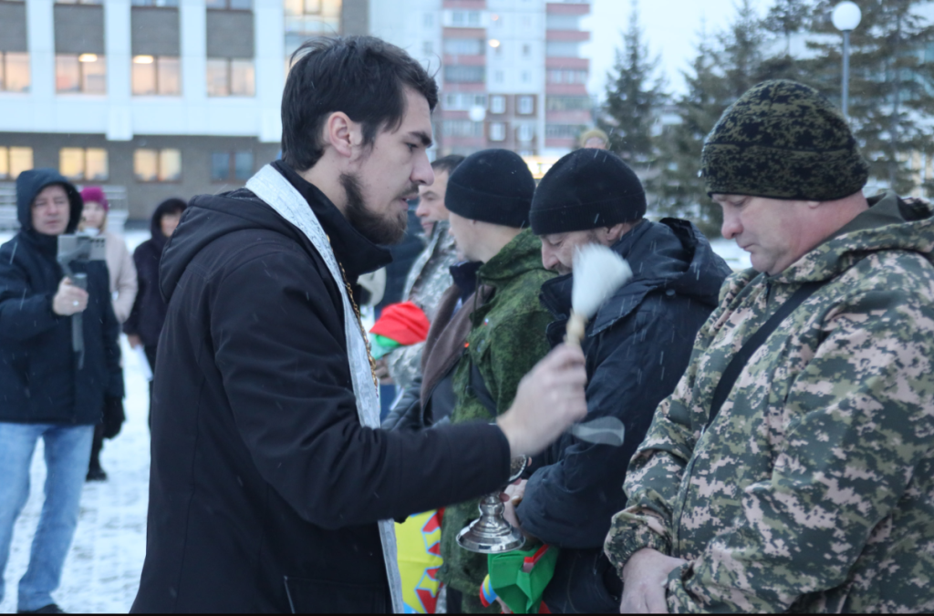 Ещё одна группа добровольцев отправилась из Братска в зону СВО