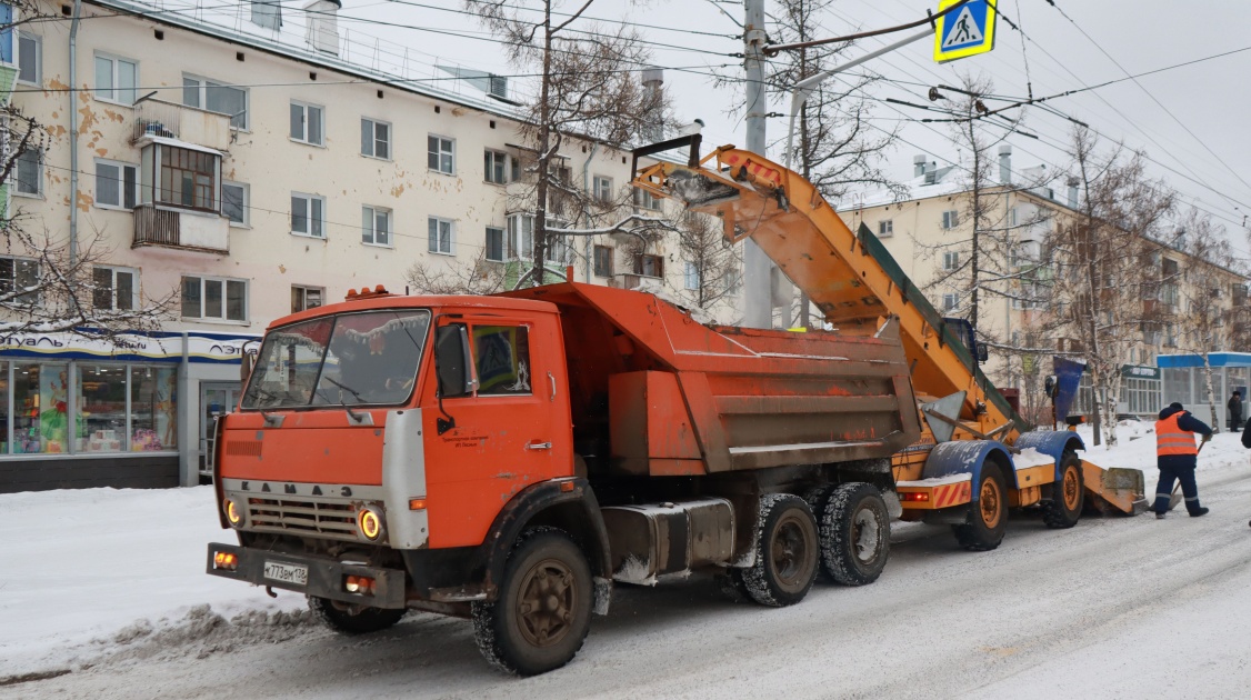 8200 кубов снега вывезли с улиц Братска с начала зимы