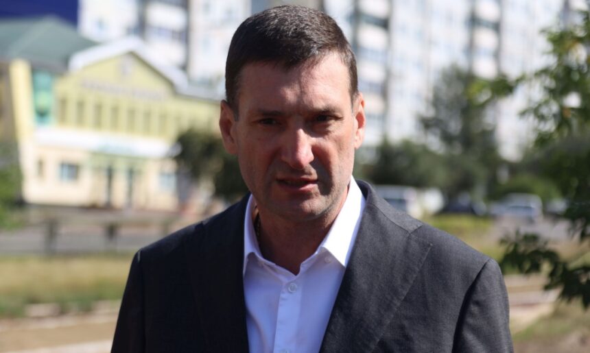 Константин Зайцев проверил в Братске ход работ по благоустройству улицы Крупской