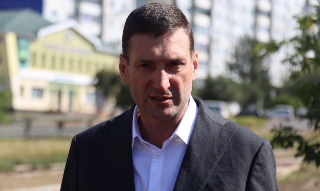Константин Зайцев проверил в Братске ход работ по благоустройству улицы Крупской