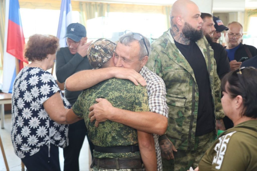 Мэр Братска сообщил об отправке еще восьми добровольцев в зону СВО