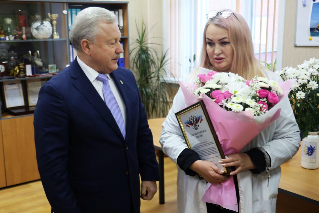 «На таких держится вся Россия»: однополчанам из Братска вручили благодарственные письма