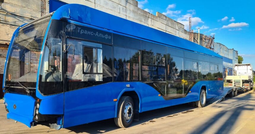 Новый троллейбус «Авангард» прибыл в Братск из Вологды. Еще один — в пути