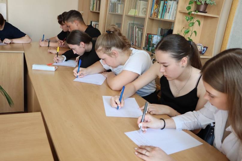 Одиннадцатиклассников Братска приглашают на бесплатные курсы подготовки к ЕГЭ