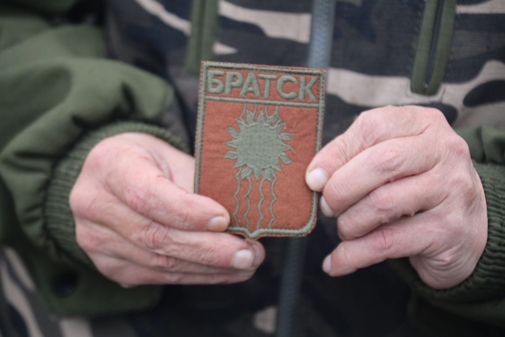 Поддержка и единство: Братск отправил 11 мужчин на службу по контракту