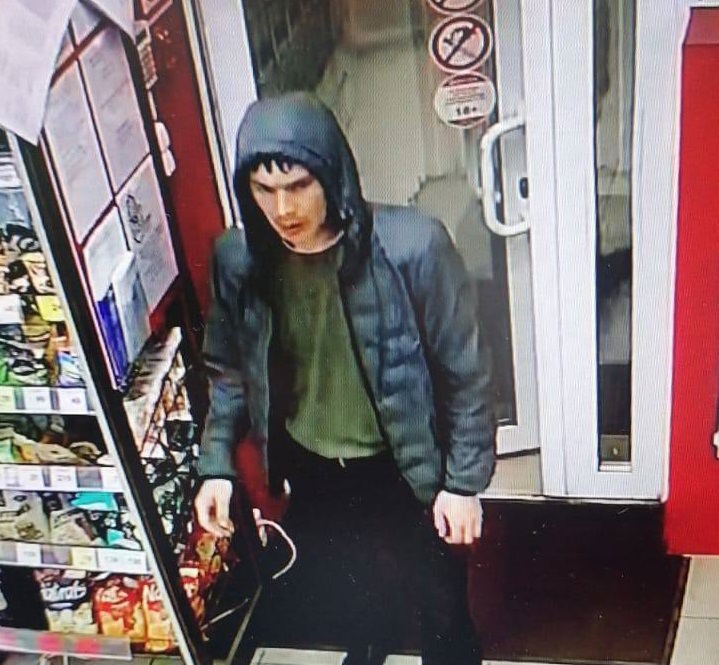 Подозреваемого в краже элитного алкоголя разыскивают в Братске