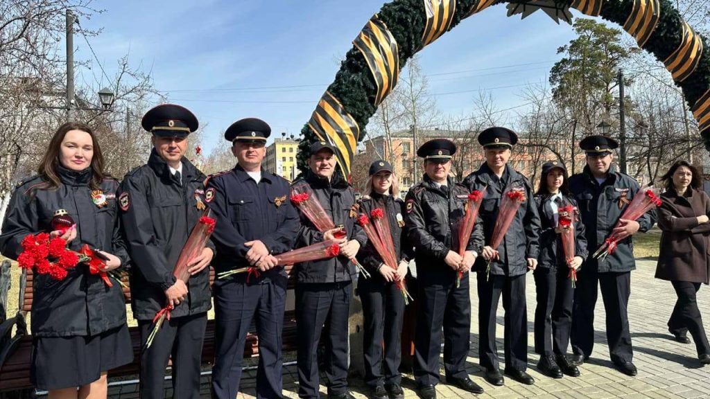 Полицейские Братска почтили память героев Великой Отечественной войны