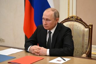Путин выступил с обращением к жителям России