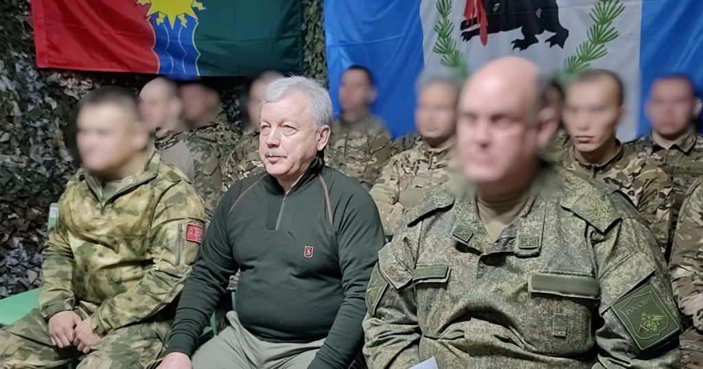 Пятеро военнослужащих из Братска в режиме видеосвязи пообщались со своими семьями