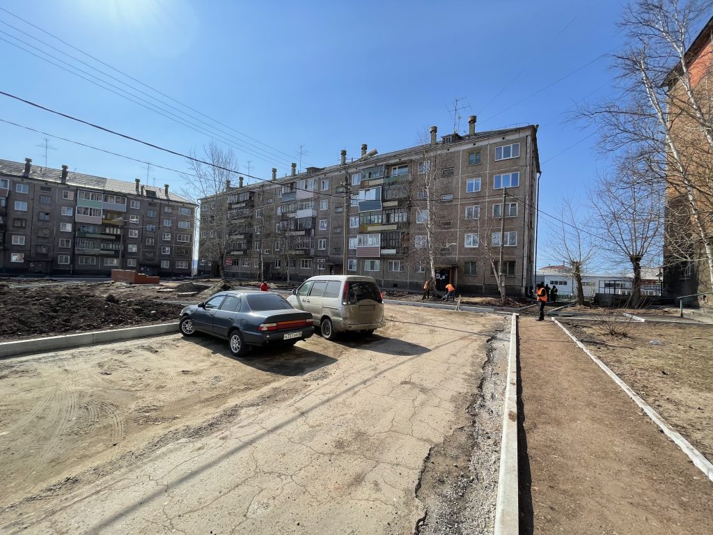 Семь дворов благоустроят в Братске в 2024 году