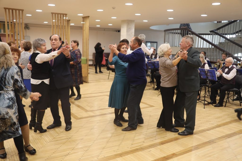 Сергей Серебренников поздравил комсомольцев со 105-летием ВЛКСМ