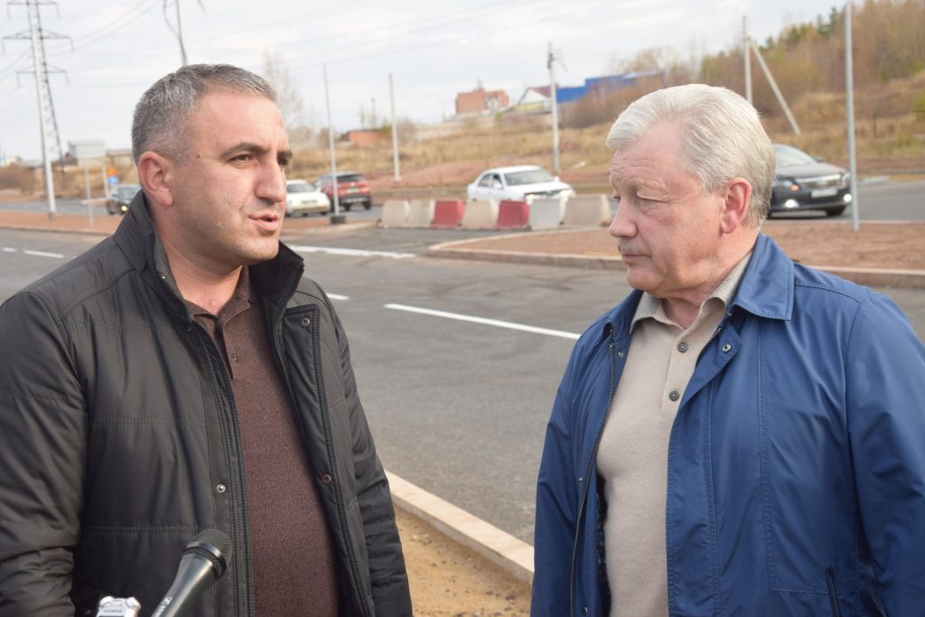 Сергей Серебренников: Завершаются работы на Курчатова, в следующем году ремонтируем улицу Мира