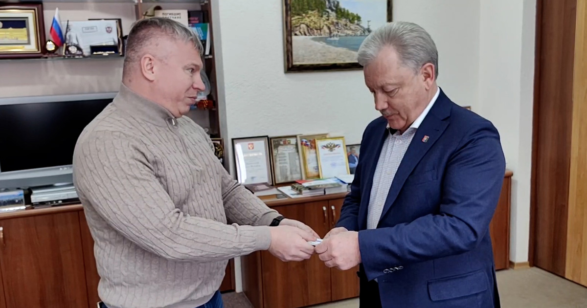 Slova Podderzhki V Pismah Ot Detey Iz Bratska Dostavyat V Zonu Svo