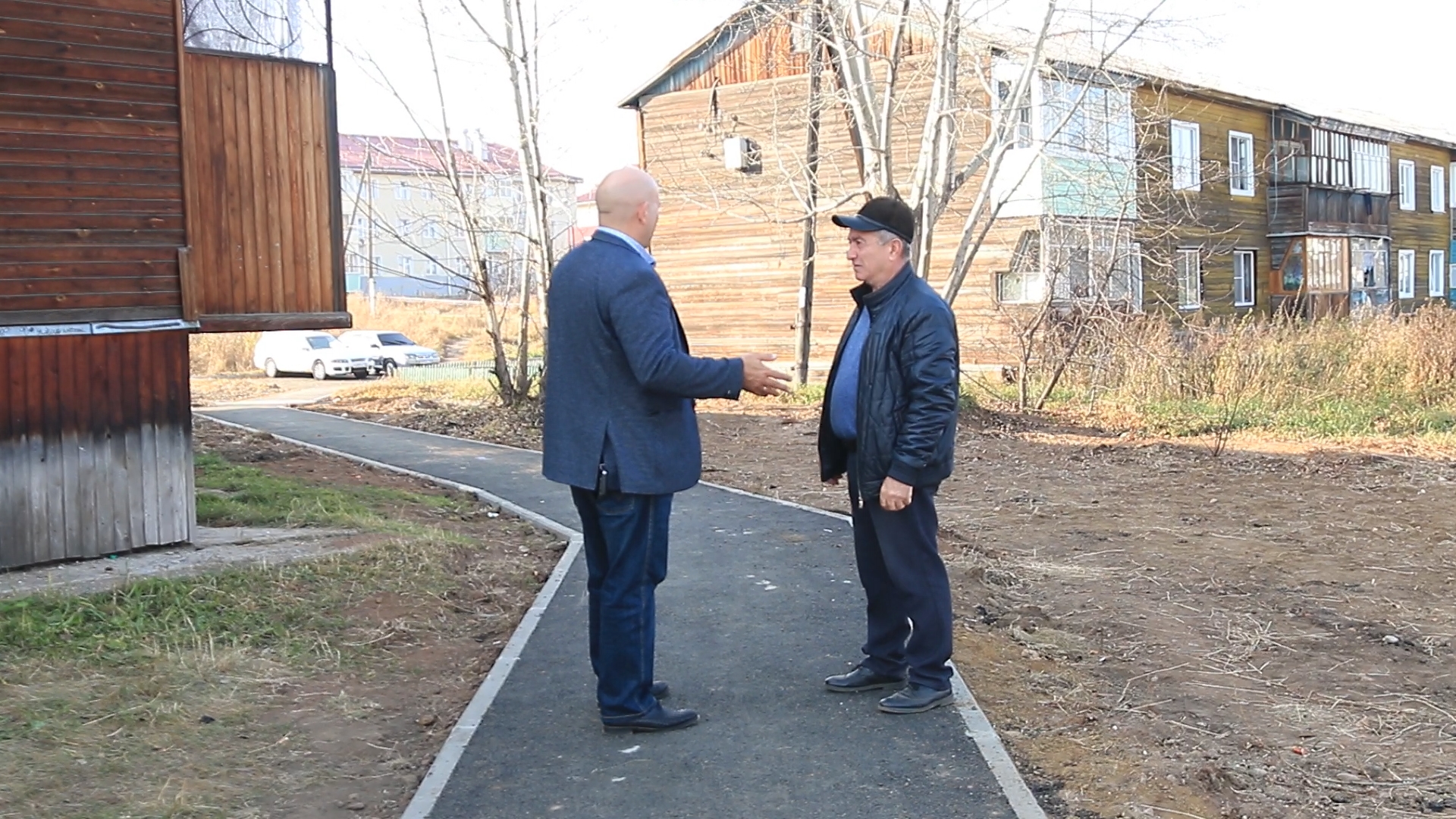 Тротуар на Пушкина, 24 оборудовали в Братске