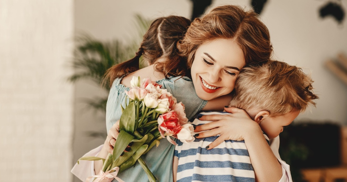 В Братске начался прием работ на конкурс стихотворений, посвященный Дню матери