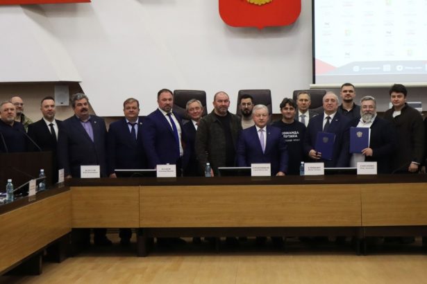 В Братске состоялся круглый стол «СВО и консолидация общества» с участием федеральных политиков и экспертов
