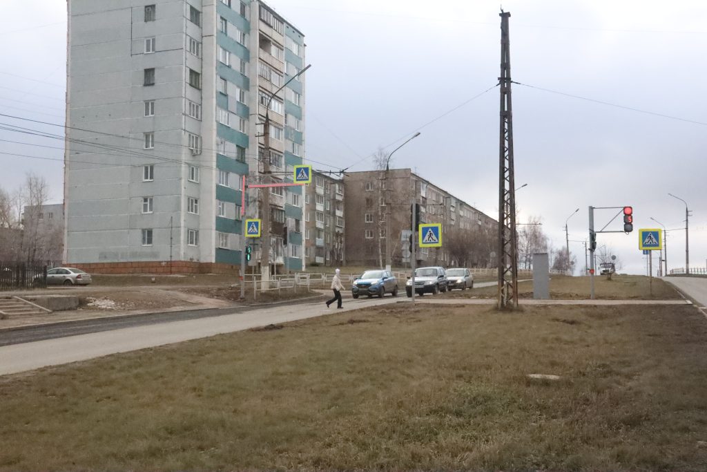 В Братске установили светофор на Рябикова за 3,6 млн рублей