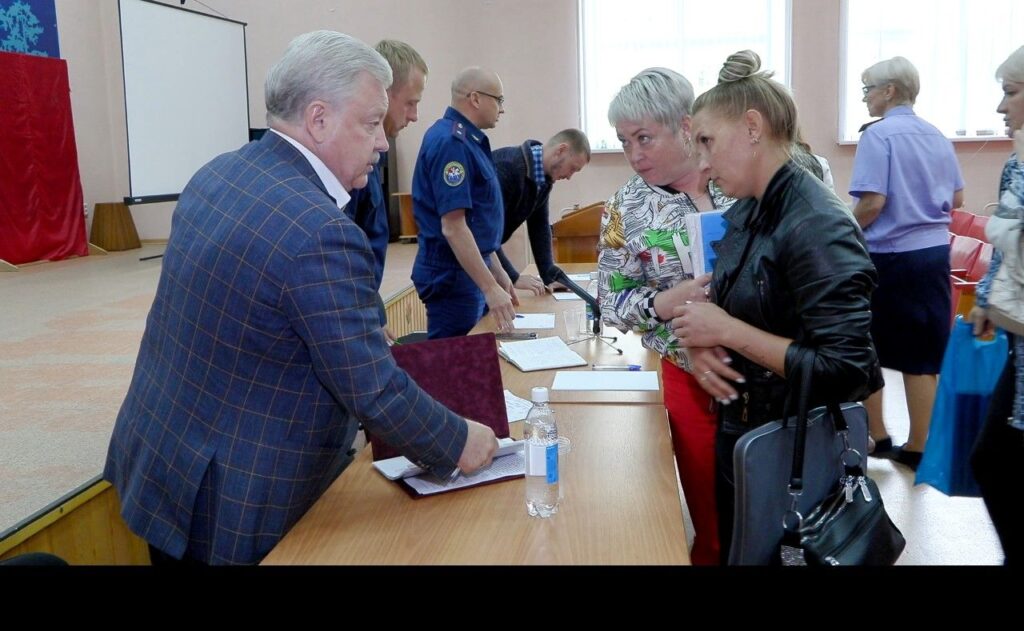 В Братске в домах для переселенцев из аварийного жилья продолжают устранять дефекты