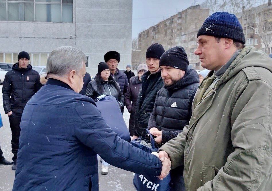 В зону спецоперации ушли еще трое братчан