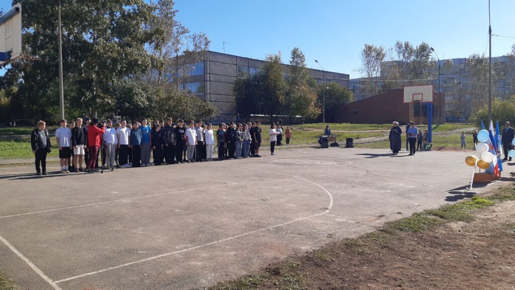 Воркаут-площадка установлена возле школы № 42 в Центральном районе Братска