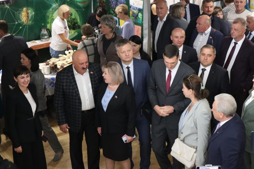 За знаниями, опытом, партнёрами и друзьями: участники БЭФ рассказали о впечатлениях