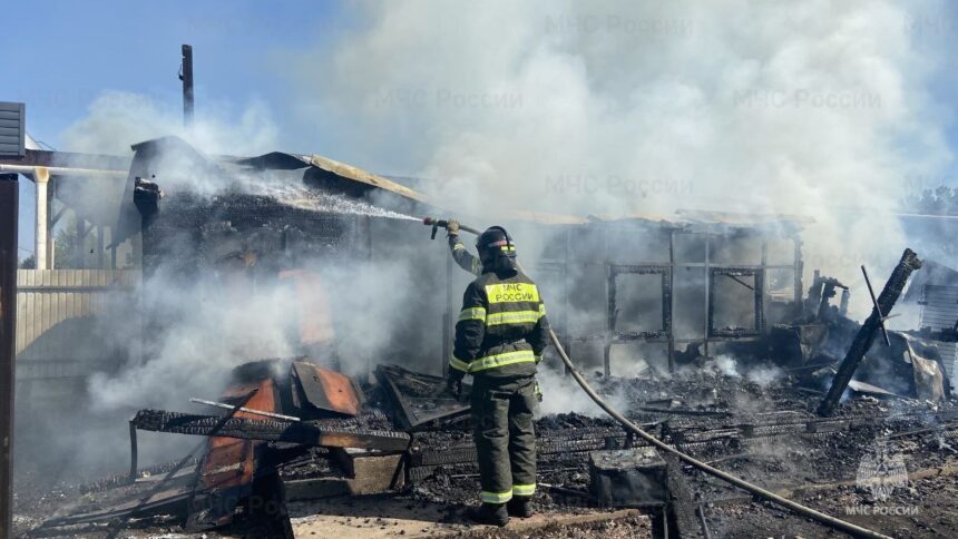 Житель Братского района получил ожоги при попытке потушить пожар